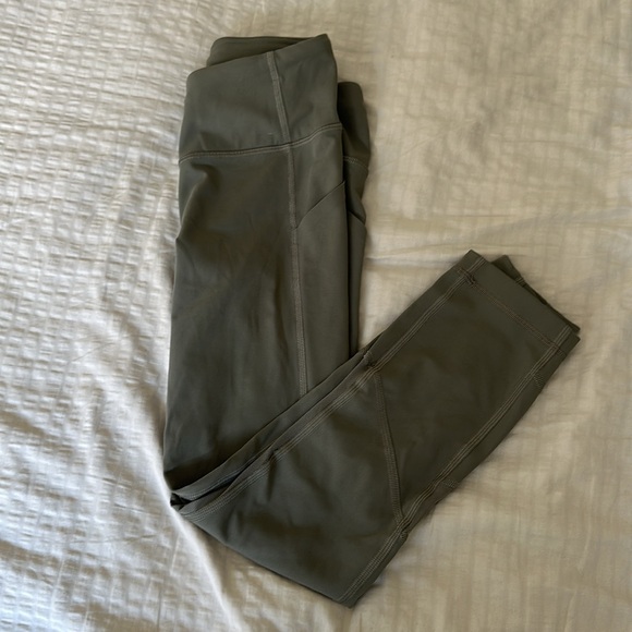 Lululemon Pace Rival Crop - Picture 3 of 9